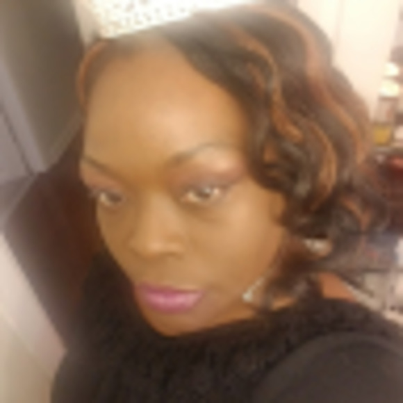 Meet your Posher, Ashley - Picture 1 of 1